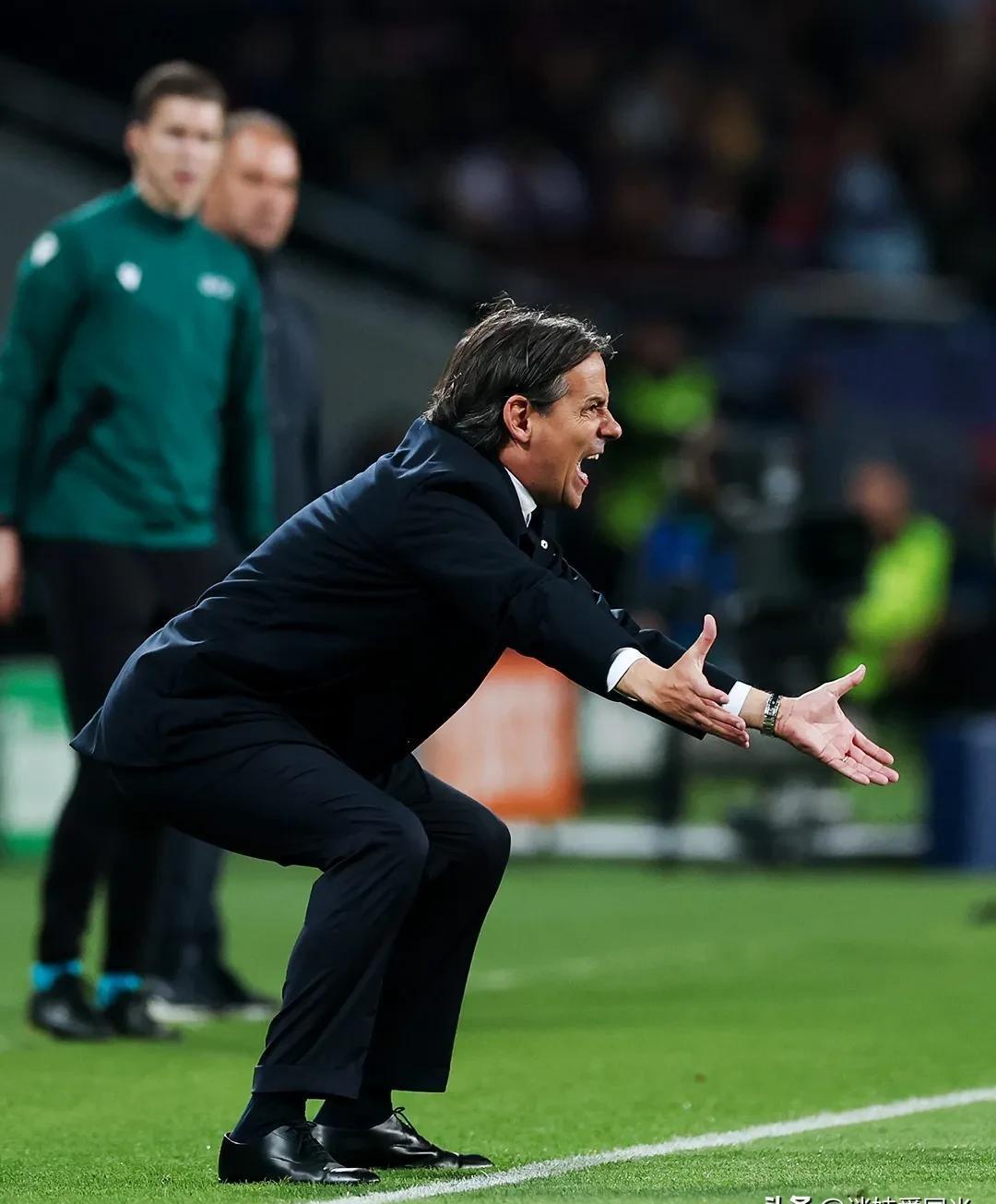 开云服务-关于足总杯赛程吃紧，亚特兰大老鹰赛后门线救险，气氛紧张，球队文化被再次提及的信息